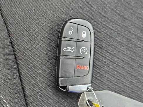 Used 2023 Dodge Charger SXT image 34