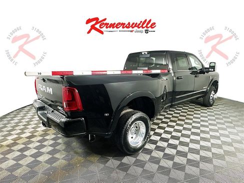 New 2026 RAM 3500 Limited w/ Towing Technology Group image 7