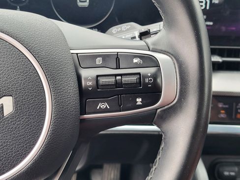 Used 2023 Kia Sportage SX image 28