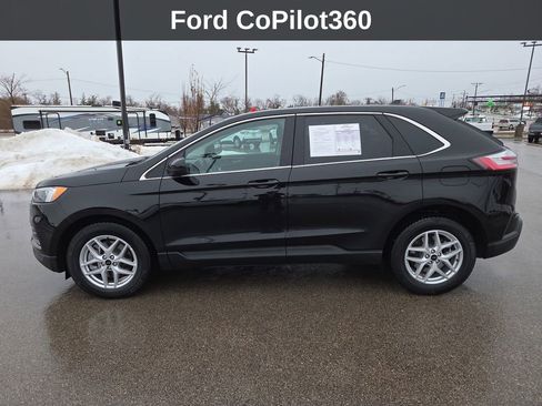 Used 2024 Ford Edge SEL w/ Convenience Package image 2