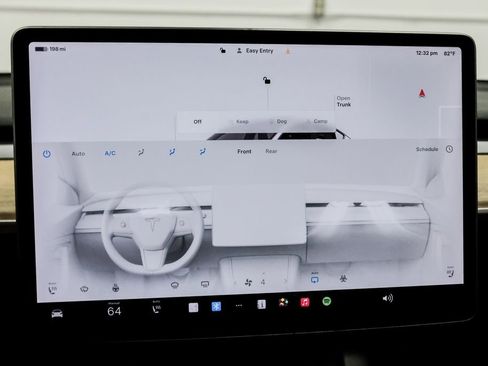 Used 2023 Tesla Model Y Long Range AWD/4WD image 23