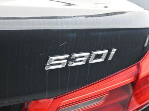 Used 2019 BMW 530i w/ Premium Package RWD image 48