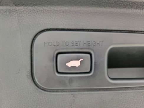 Used 2023 Honda Pilot Elite image 14