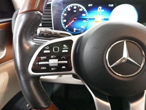 Used 2022 Mercedes-Benz GLS 450 4MATIC image 14