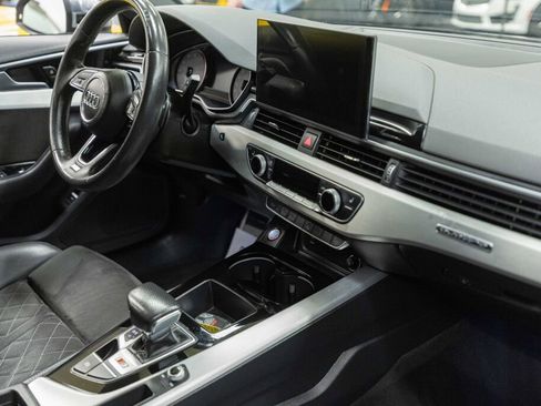 Used 2021 Audi S4 Premium w/ Convenience Package image 16
