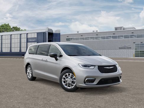 New 2026 Chrysler Pacifica Select w/ S Appearance Package AWD/4WD image 5
