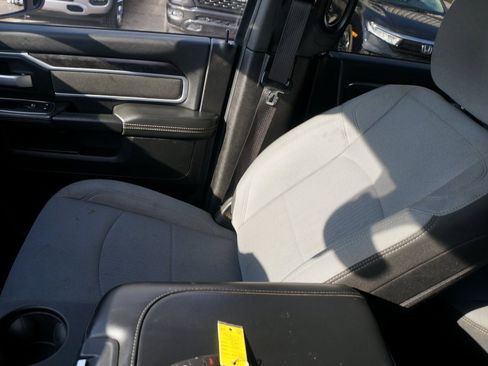 Used 2024 RAM 2500 Big Horn image 29