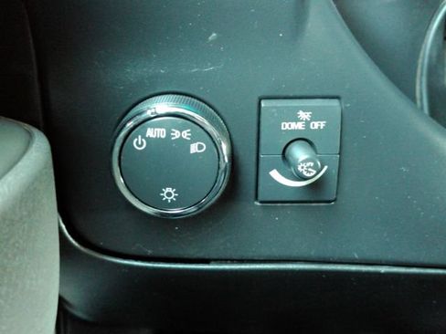 Used 2023 GMC Savana 2500 w/ Driver Convenience Package image 25