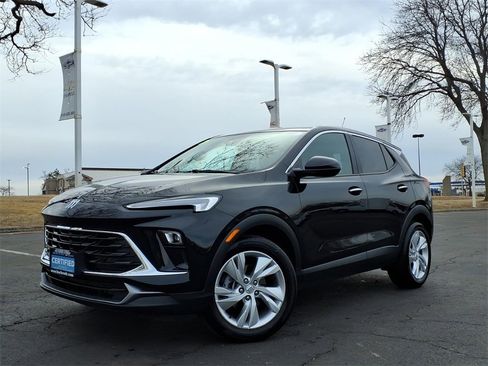 Certified 2025 Buick Encore GX Preferred image 3