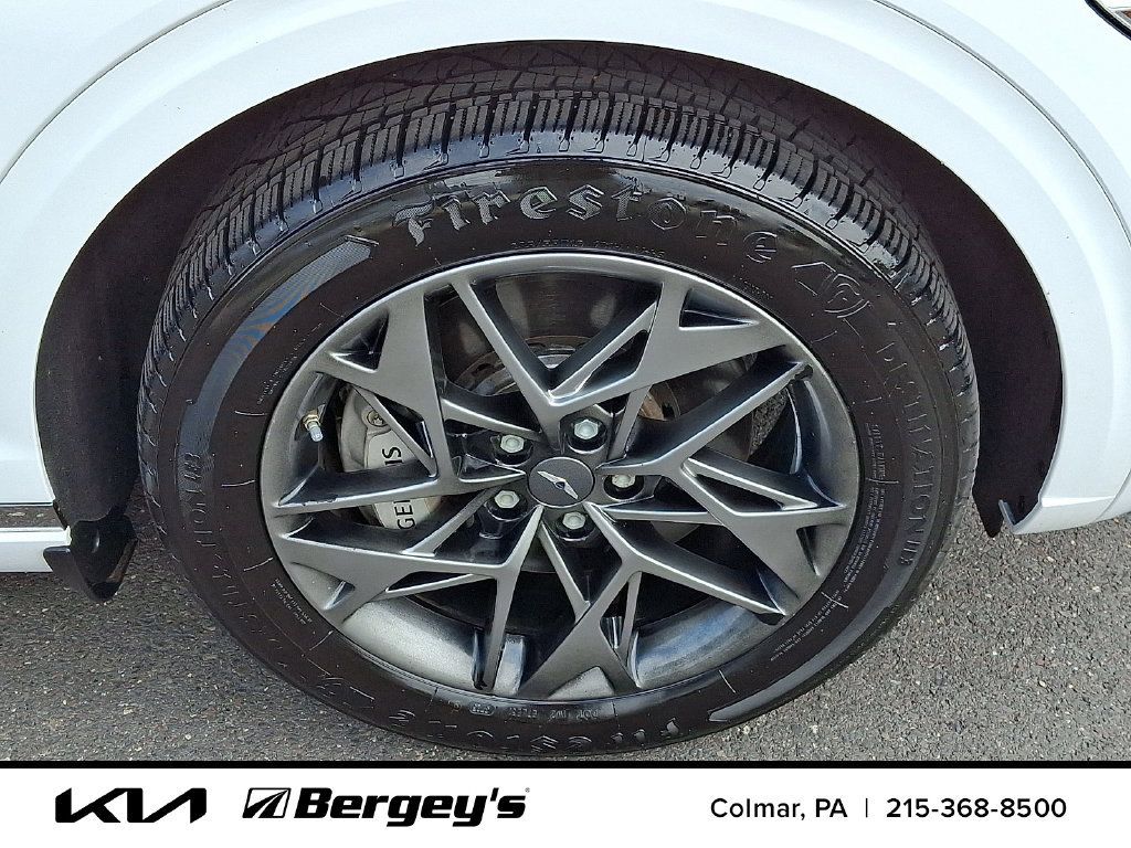 Used 2023 Genesis GV70 2.5T w/ Select Package AWD/4WD image 10