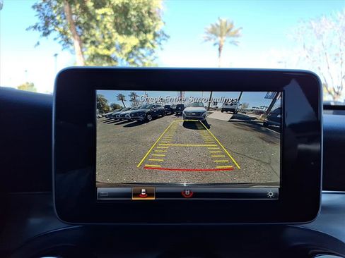 Used 2019 Mercedes-Benz GLC 300 GLC 300 image 21