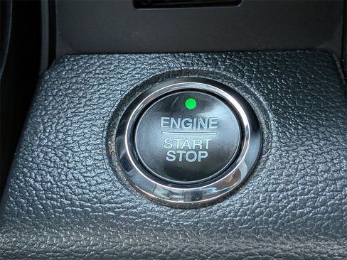 Used 2022 Ford F250 Lariat w/ Lariat Ultimate Package image 31