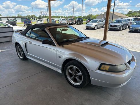 Used 2003 Ford Mustang GT RWD image 10