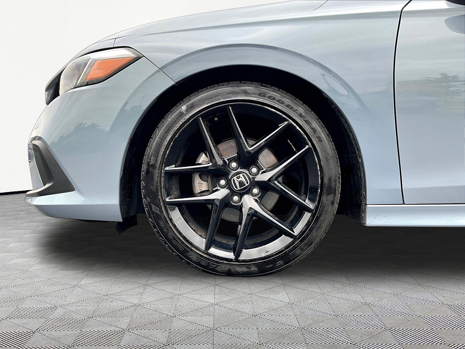 Used 2024 Honda Civic Sport image 32