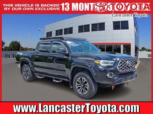 Used 2023 Toyota Tacoma TRD Sport w/ Black Out Package (TMS) AWD/4WD image 1