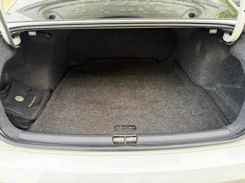 Used 2017 Volkswagen Passat 1.8T S FWD image 27