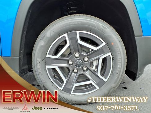 New 2026 Jeep Cherokee Limited AWD/4WD image 7