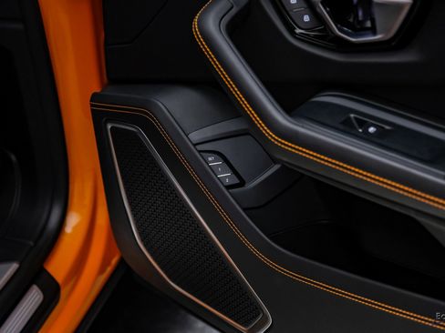 Used 2024 Lamborghini Urus S image 90