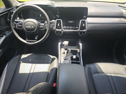 Used 2023 Kia Sorento S FWD image 21