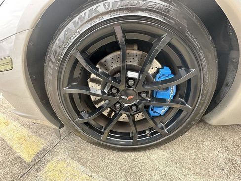 Used 2007 Chevrolet Corvette Convertible w/ Preferred Equipment Group image 13