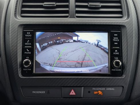 Used 2024 Mitsubishi Outlander Sport ES image 3