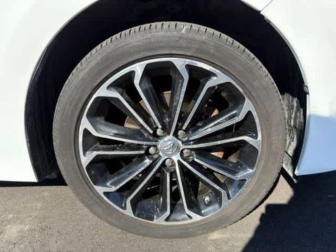Used 2015 Toyota Corolla S image 28