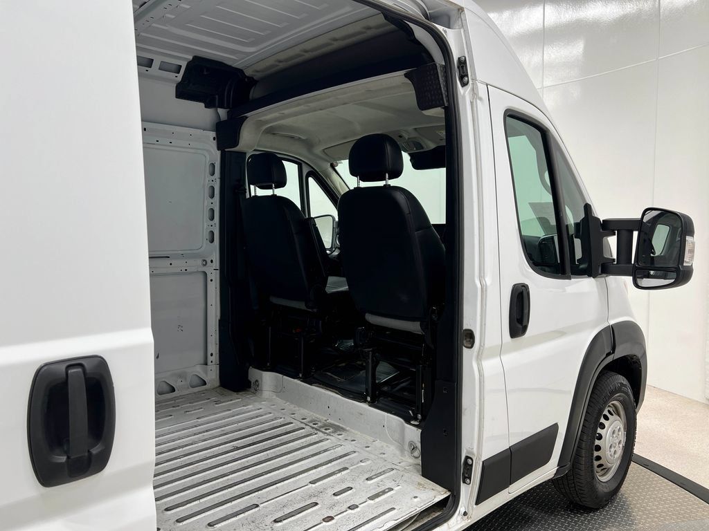 Used 2023 RAM ProMaster 2500 FWD image 30