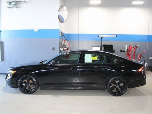 Certified 2025 Honda Accord Sport image 13