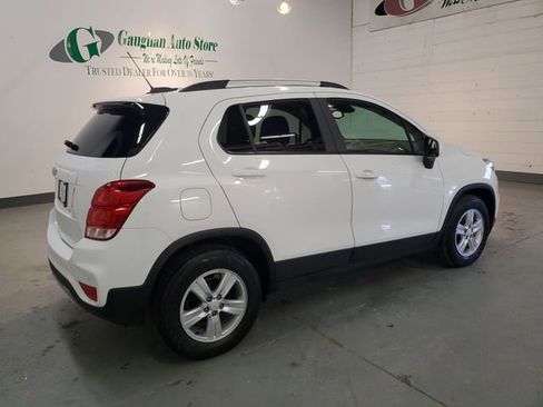 Used 2021 Chevrolet Trax LT w/ Driver Confidence Package image 6