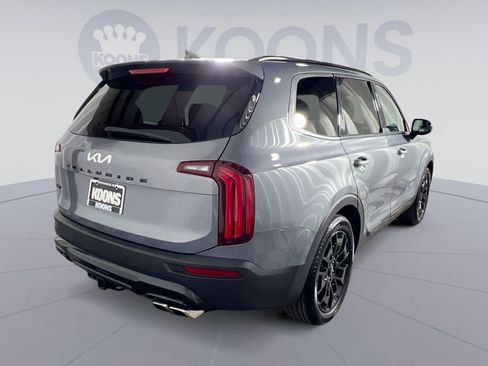 Used 2022 Kia Telluride SX w/ SX Prestige Package image 7