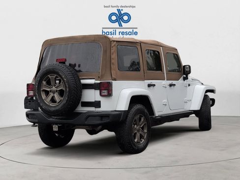 Used 2018 Jeep Wrangler Unlimited Sport image 7