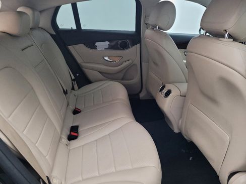 Used 2017 Mercedes-Benz GLC 300 4MATIC w/ Premium 1 Package image 19