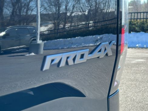 Certified 2023 Nissan Frontier PRO-4X w/ Pro-4X Premium Package image 10