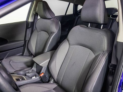 Used 2024 Subaru Crosstrek 2.0i Premium w/ Crosstrek Mirror Package image 19