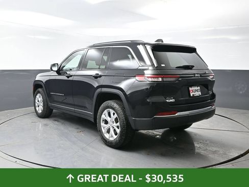 Used 2023 Jeep Grand Cherokee Limited AWD/4WD image 13