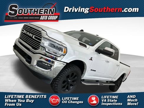 Used 2021 RAM 2500 Laramie AWD/4WD image 1