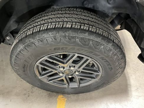 Used 2024 Jeep Wrangler Sport S image 9