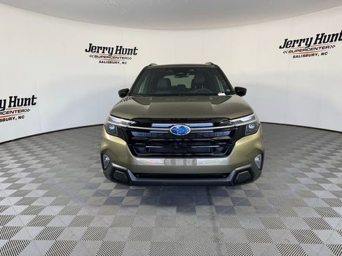 Used 2026 Subaru Forester Touring w/ Touring Package image 7