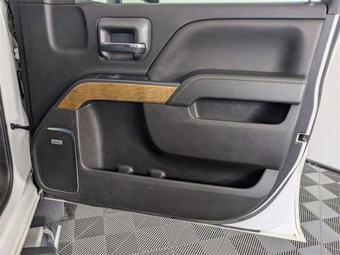 Used 2019 Chevrolet Silverado 2500 LTZ w/ Duramax Plus Package image 35