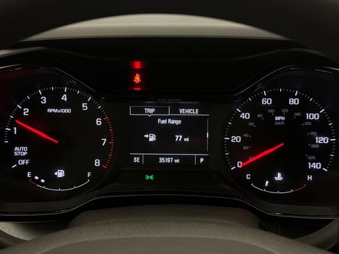 Used 2024 Chevrolet Trax LS w/ LS Convenience Package FWD image 13