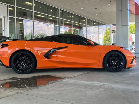 Used 2023 Chevrolet Corvette Stingray Coupe w/ 1LT RWD image 3