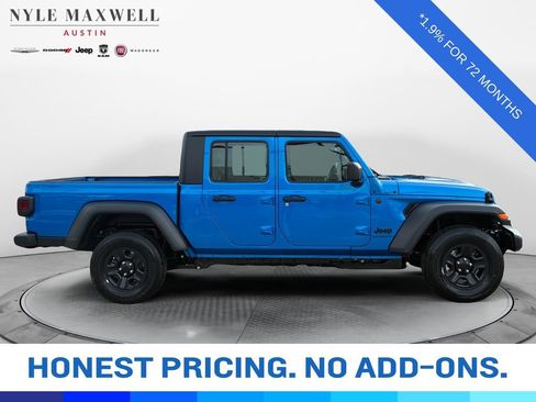 New 2026 Jeep Gladiator Sport image 17