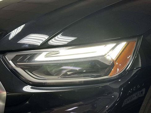 Used 2023 Audi Q5 2.0T Premium Plus w/ Premium Plus Package AWD/4WD image 7