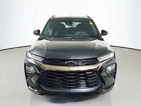 Used 2022 Chevrolet TrailBlazer RS w/ Sun and Liftgate Package FWD image 2
