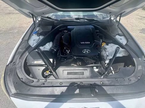Used 2015 Hyundai Genesis 3.8 w/ Option Group 03 RWD image 17