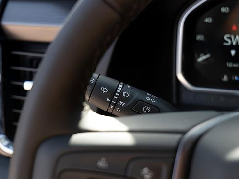 New 2026 GMC Sierra 3500 Denali Ultimate image 17