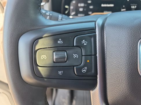 Used 2023 GMC Yukon Denali w/ LPO, Floor Liner Package AWD/4WD image 27