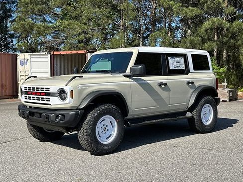 New 2026 Ford Bronco Heritage Edition AWD/4WD image 3