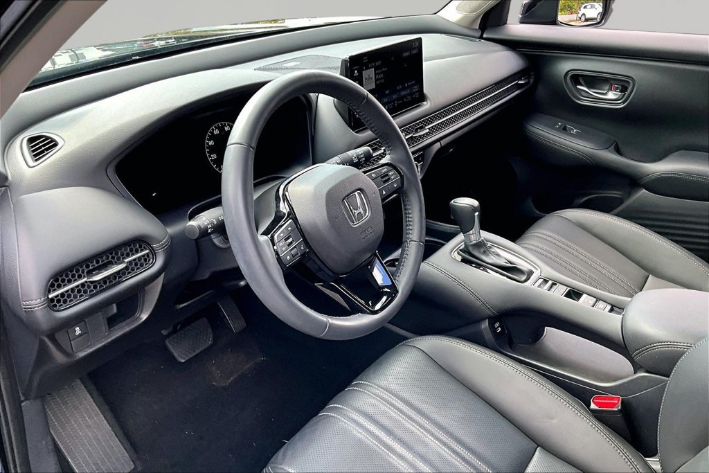 Used 2025 Honda HR-V EX-L image 14