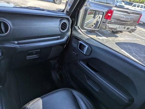 Certified 2020 Jeep Wrangler Unlimited Sahara image 15